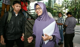 Istri Anas Tak Terima Gaji Komisaris PT Dutalaras