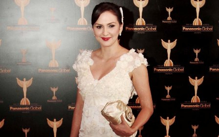 Jurus Donna Agnesia Atur Waktu antara Karier & Keluarga