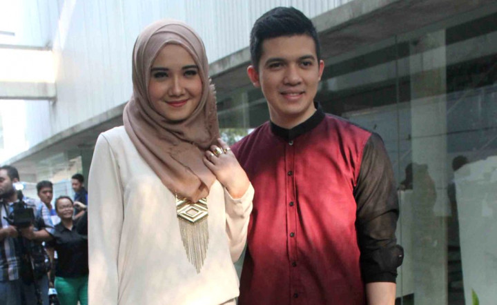 Irwansyah Konsultasi Fesyen kepada Zaskia