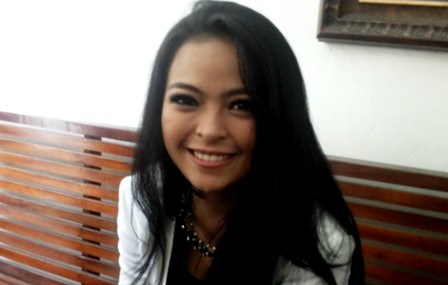 Akan Menikah, Tantri 