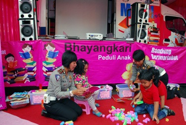 Polwan Diharapkan Mampu Tangani Kasus Perempuan dan Anak