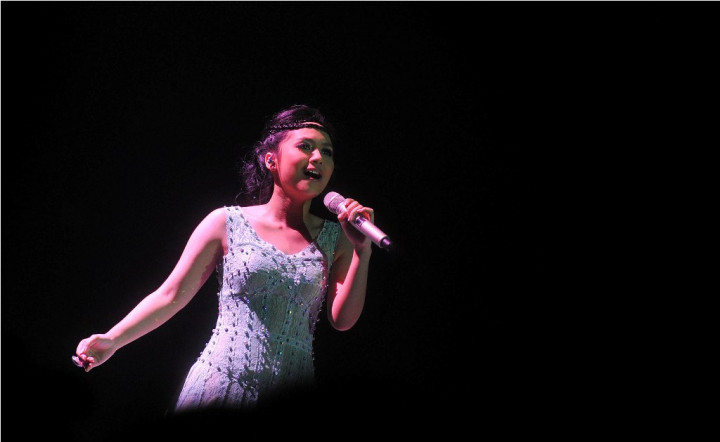 Lulus S1, Gita Gutawa Langsung S2 di London