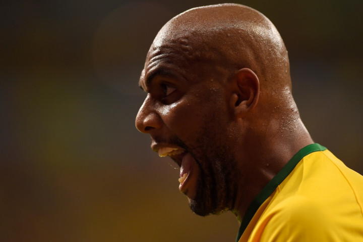Brasil Singkirkan Maicon karena Konflik Internal 