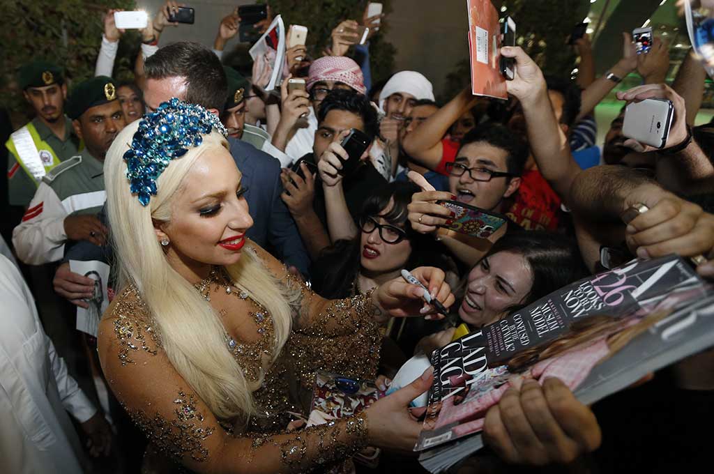 Lady Gaga Gelar Konser di Dubai