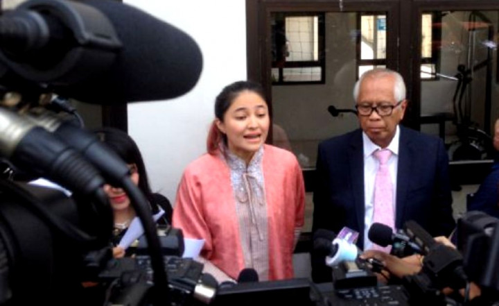 Sudah Tak Cinta, Marshanda Sebut Ben Selingkuh dengan MS
