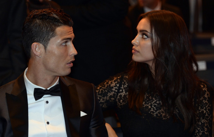 Inikah Gaya Irina Shayk Saat Ditinggal Ronaldo?
