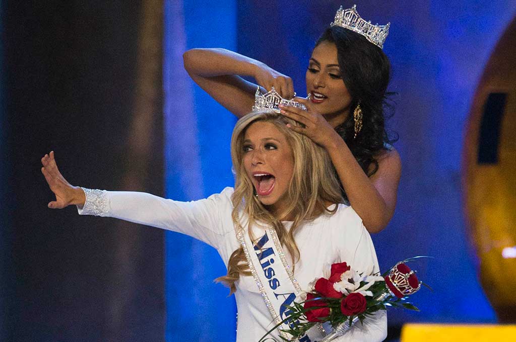 Kira Kazantsev Terpilih sebagai Miss America 2015