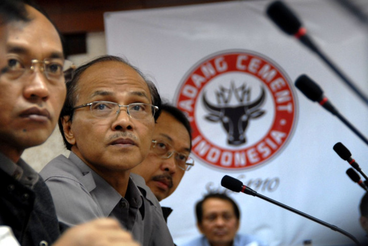 Bos Semen Padang Tutup Usia