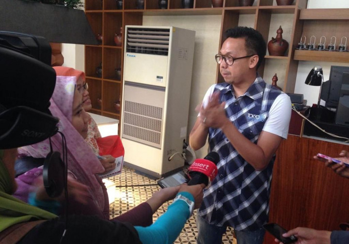 Udjo Project Pop Buka Usaha Barber Shop 