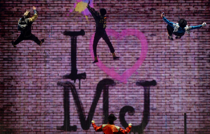 Lagu Duet Michel Jackson & Freddie Mercury yang 'Hilang' Akan Dirilis