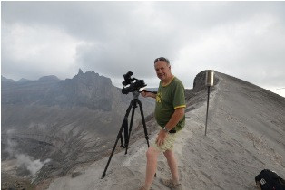 Daniel Moyano, Pendaki Puluhan Gunung Berapi di Indonesia