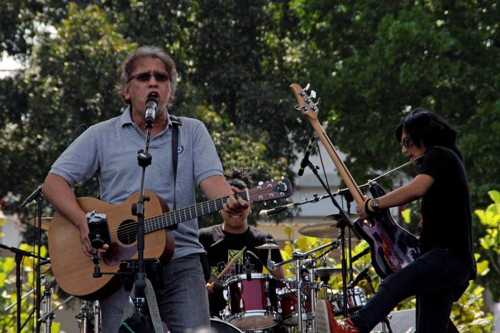 Iwan Fals saat mengisi acara di Mabes TNI. MI/ Bary Fatahillah