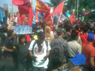 <i>Partai yang Ingin Pilkada tak Langsung Musuh Rakyat...</i>