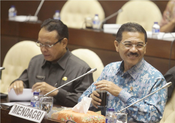 Gubernur Riau Ditangkap KPK, Mendagri: Saya Prihatin 