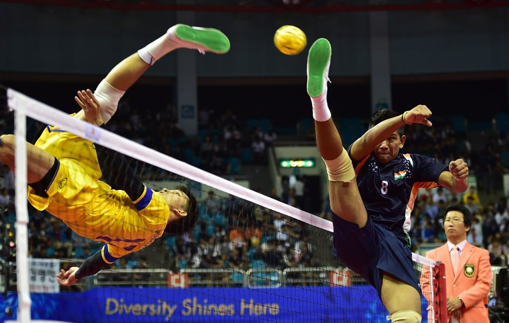 Sepak Takraw перевод