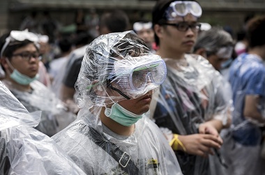 Aktivis Pro Demokrasi Kepung Gedung Pemerintahan Hong Kong