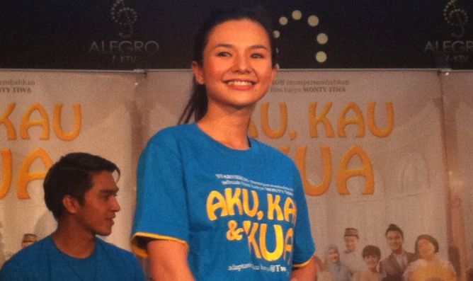 Pascanikah, Eriska Rein Bulan Madu Sambil Kerja