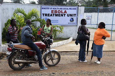 Korban Tewas Ebola Hidup Lagi, Warga Panik