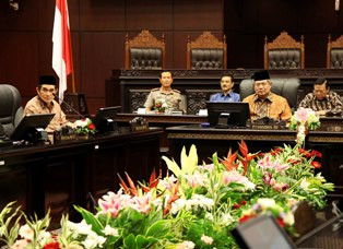 Hamdan Sangkal SBY Minta MK Batalkan UU Pilkada
