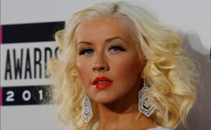 Karier Mentok, Christina Aguilera Minta Tolong Eks Suami