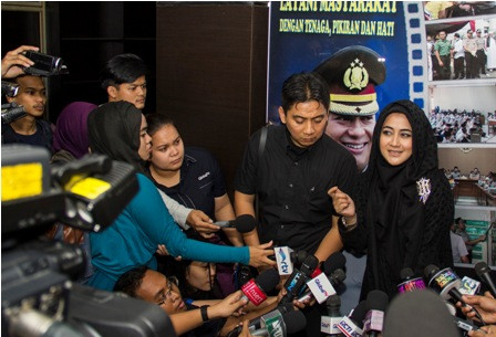 Digosipkan dengan Baim Wong, Ini Jawaban Pipik