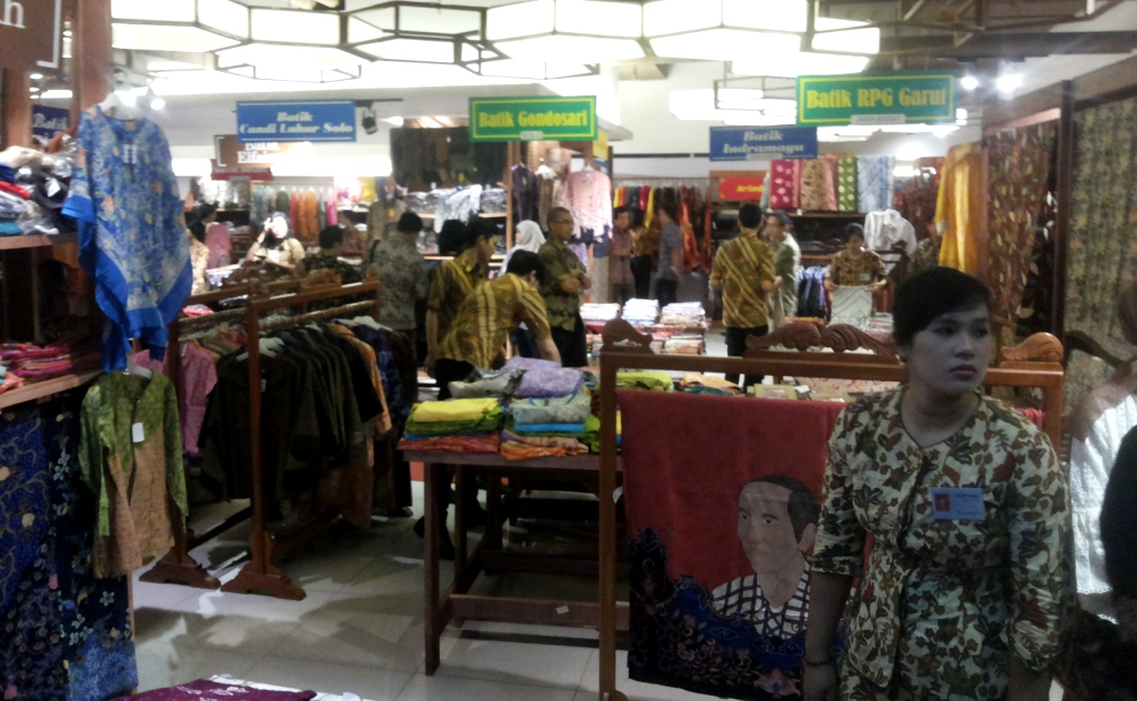 Hari Batik Nasional Pasar  Klewer  Solo Pindah ke Jakarta 