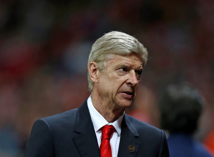 Welbeck Cetak <i>Hattrick</i>, Wenger Terkejut