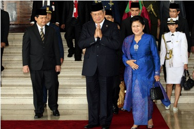  Sah, SBY Terbitkan Perppu Pilkada Langsung