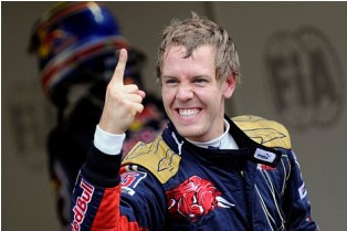 Vettel Cabut dari Red Bull Akhir Musim