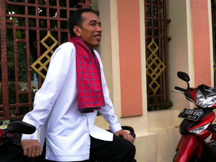 'Diberhentikan' oleh DPRD, Jokowi: Saya yang Minta