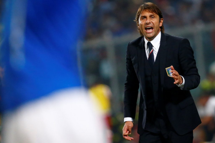 Conte: Italia Banyak Buang Peluang!