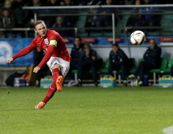 Hodgson: Saya Tidak Berniat Mengganti Rooney