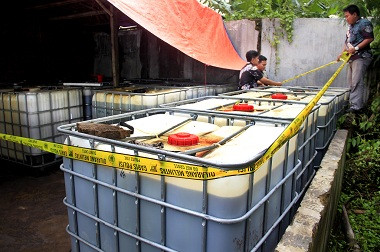 Brimob-TNI Bentrok di Batam, Penimbun Solar Jadi Tersangka