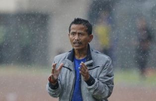 Tanpa Firman Utina, Persib Bandung Incar Tiga Poin