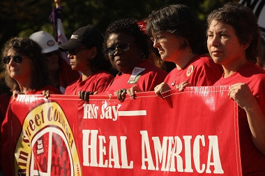 Serikat Perawat AS Desak Pelatihan Dasar Ebola