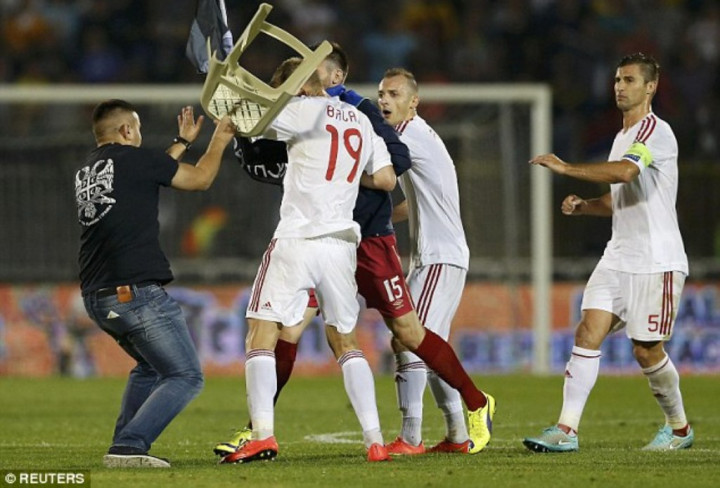 Kacau!! Laga Serbia vs Albania Berujung Kerusuhan