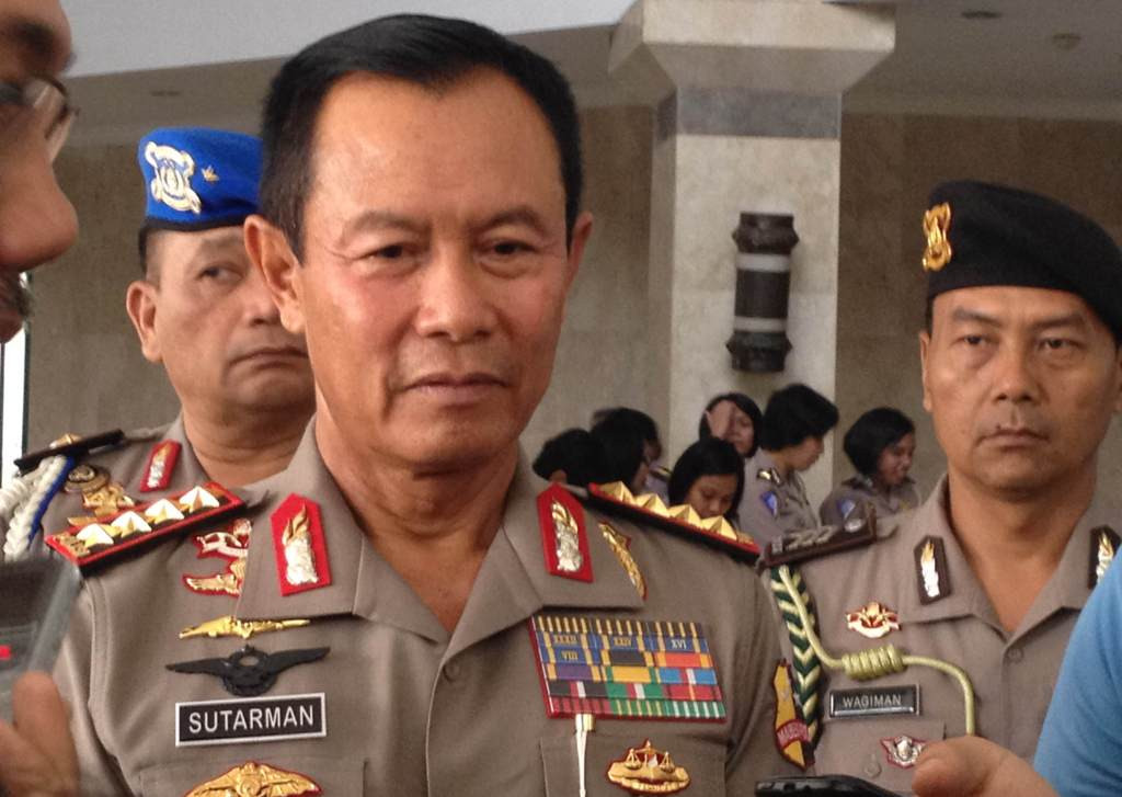 Kapolri Jenderal Sutarman usai memberi pengarahan kepada Kapolda dan Kapolres se-Indonesia terkait pengamanan pelantikan Jokowi sebagai presiden di Auditorium PTIK, Jakarta Selatan, Rabu (15/10/2014) siang. MTVN/Lukman Diah Sari