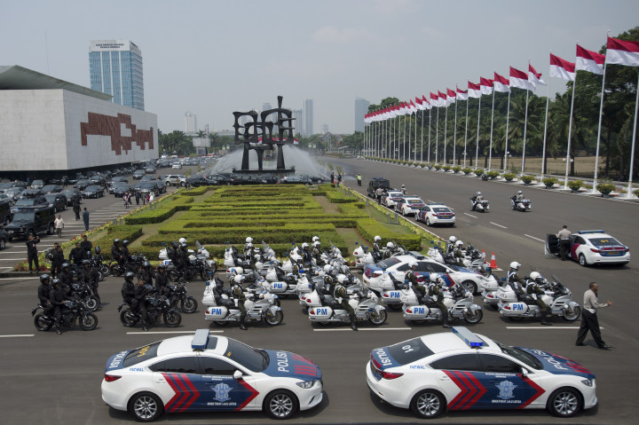 20 Oktober, Massa KIH dan KMP Kompak Geruduk DPR