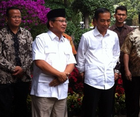 Jokowi Kurang dari 30 Menit di Rumah Prabowo 