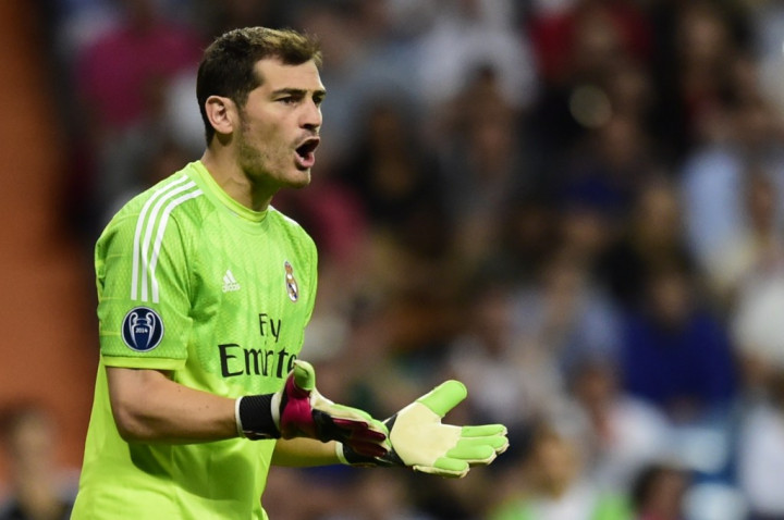 Liverpool Beralih dari Valdes ke Casillas