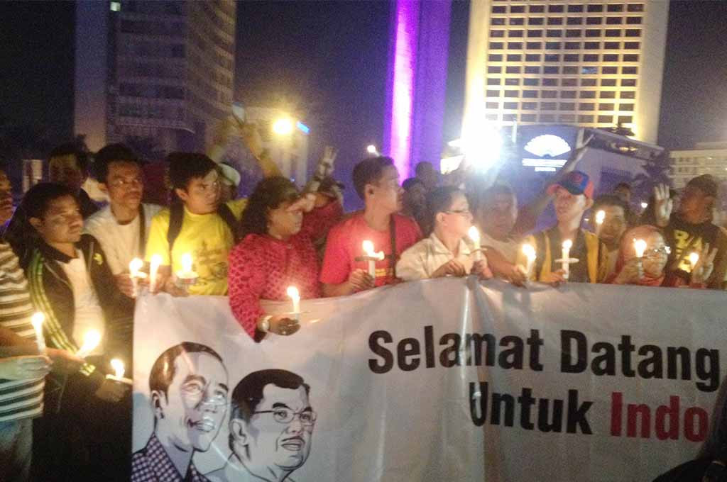 Aksi 1000 lilin relawan Jokowi-JK (Foto: Lukman Diah)