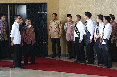 Jokowi dan JK Berangkat Bareng menuju Gladibersih Pelantikan