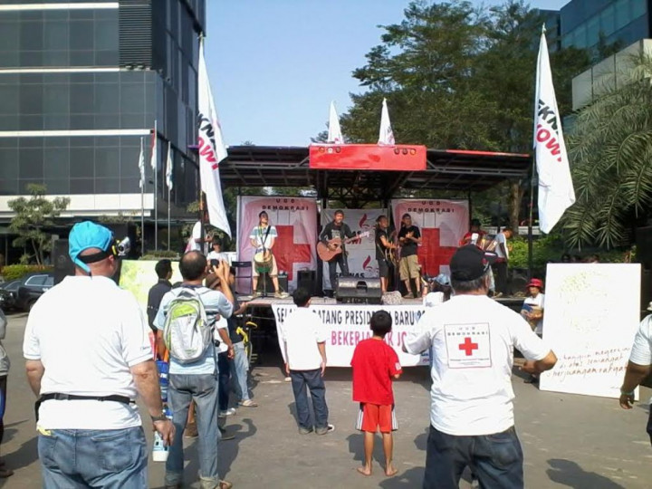 Kondisi Demokrasi Indonesia dalam Keadaan Darurat