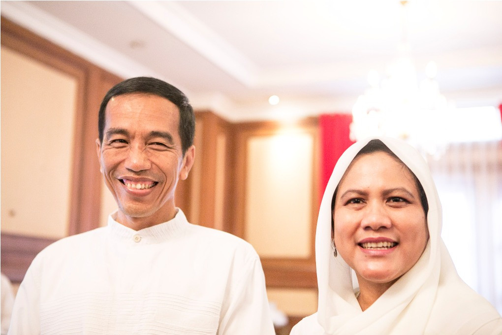 Presiden terpilih Joko Widodo didampingi istri Iriana--MI/Atet Dwi Pramadia 
