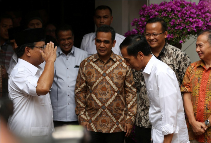 Kedatangan Prabowo Disambut Tepuk Tangan Anggota Dewan