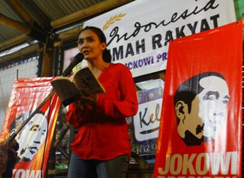 Rieke: Pelantikan Jokowi-JK Adalah Awal Perjuangan Bersama