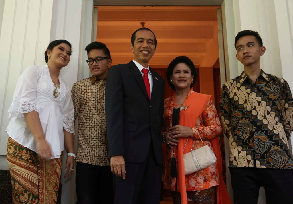 Jokowi dan keluarga/MI/RAMDANI.