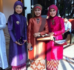 Ibu dan Adik Ikut Jokowi ke Istana