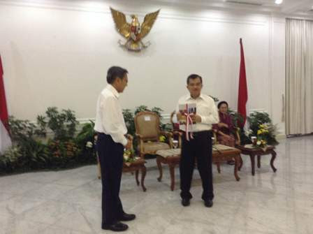  Boediono: Nasib Wapres Jadi Ban Serep 