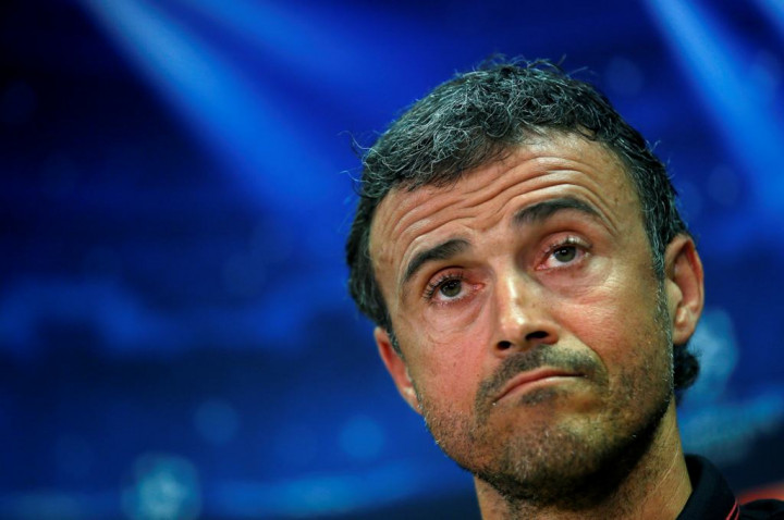 Enrique Enggak Mau Pusing Soal Pergantian Pemain